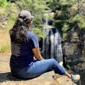 Meet your Posher, Caryn